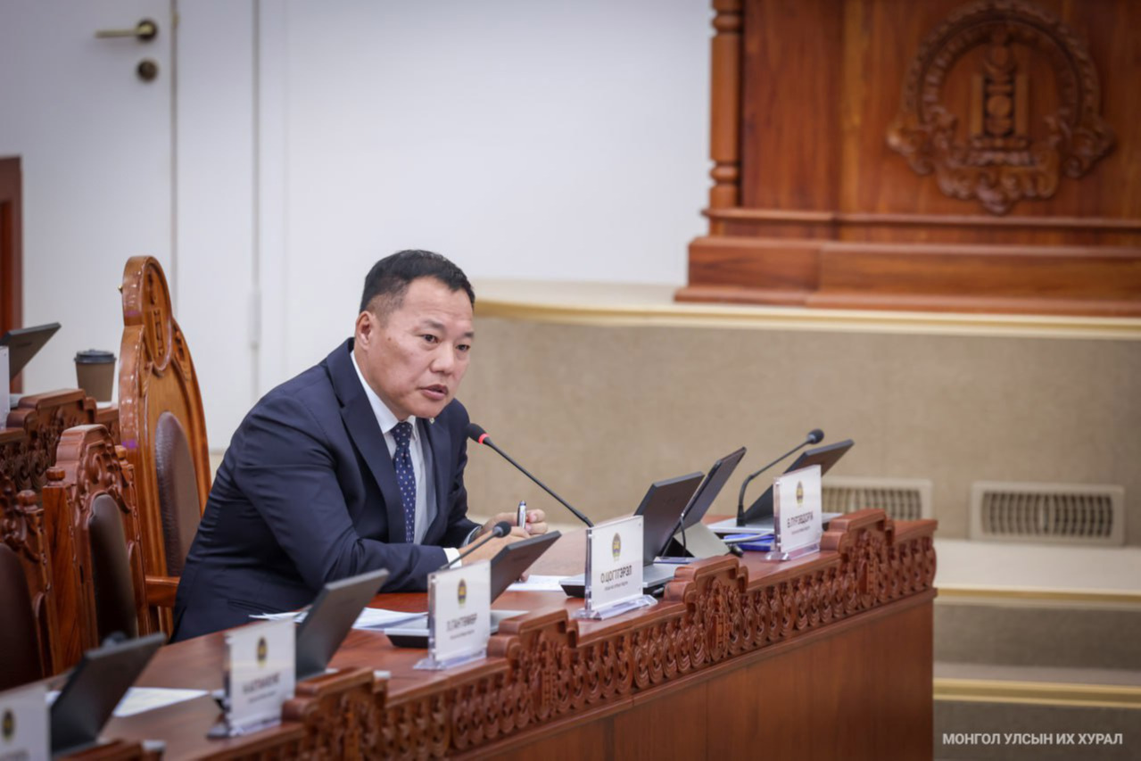 УИХ-ын даргаар Н.Учралыг томилох асуудлаар АН-ын бүлэг 14.00 цаг хүртэл завсарлага авлаа